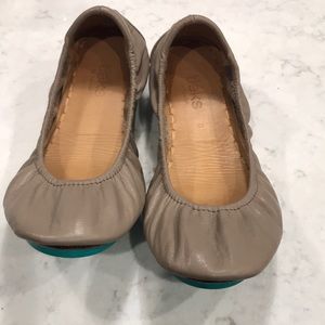 Tieks Taupe Size 8